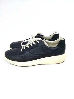ECCO Black Leather Sneakers Women’s Size 8 Comfort Walking Shoes